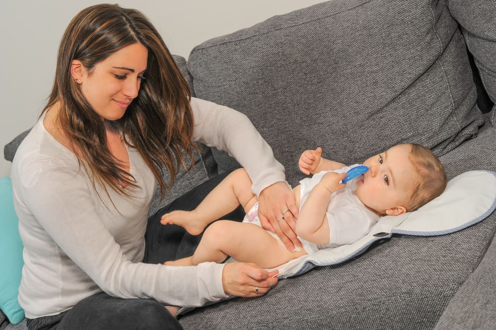 Baby and Mother-Change of clothes and diaper