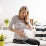 pregnant woman in labor calling hospital